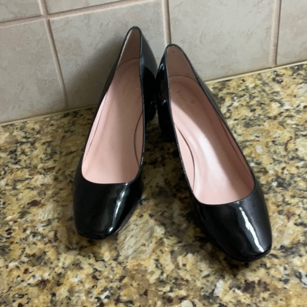 Sophisticated Black Heels with Glossy Finish